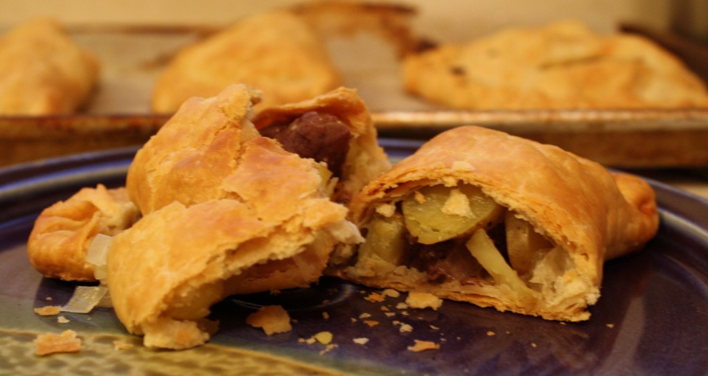 Pasty Broken 640 px