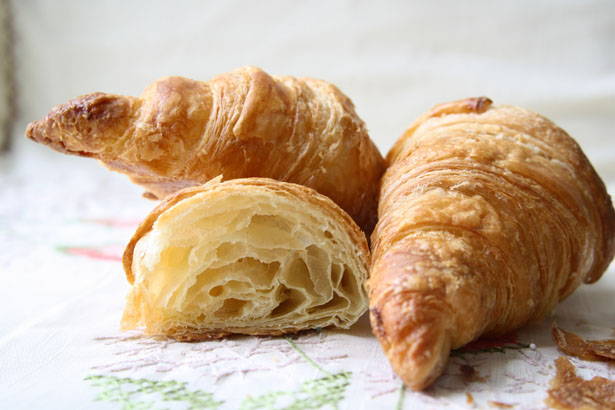 Croissant cut