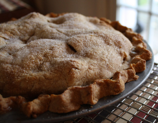 Quince Apple Pie 600x475